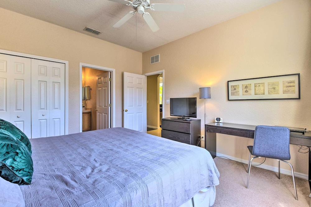 Cozy Resort Townhome w Gas Grill 3 Mi to Disney - photo 9