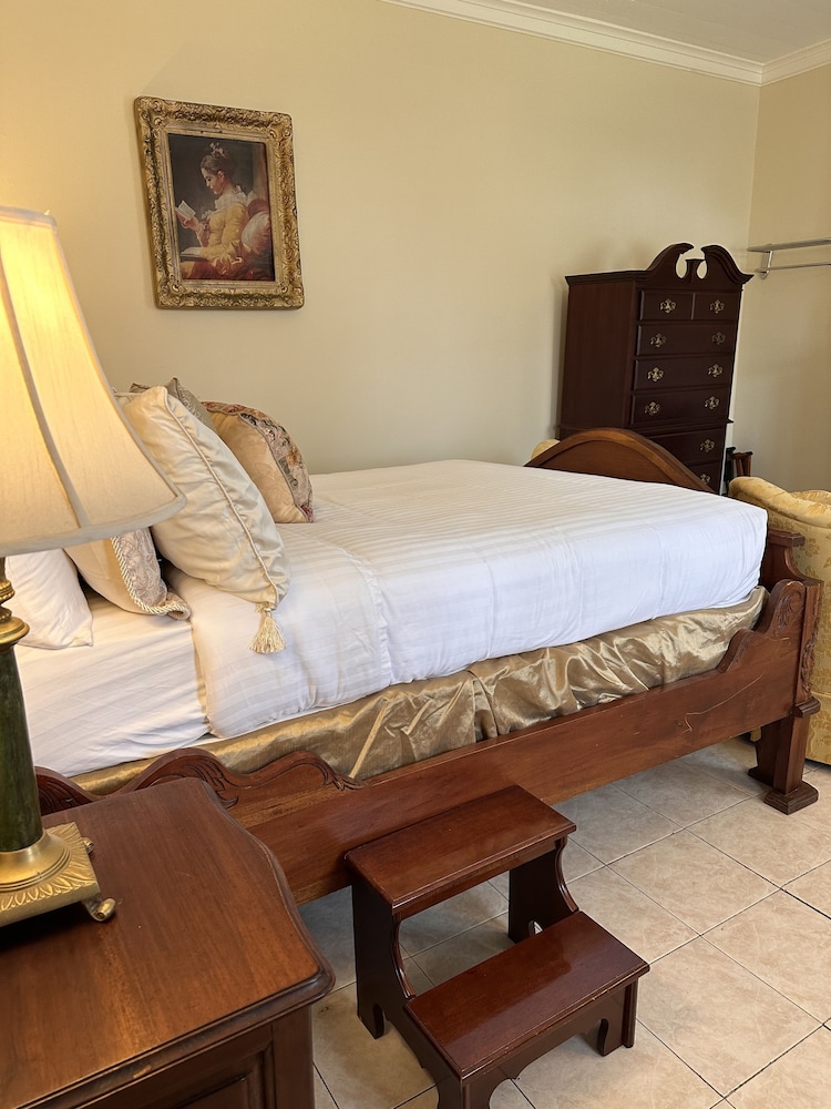 The Inn at Cedar Grove - photo 40