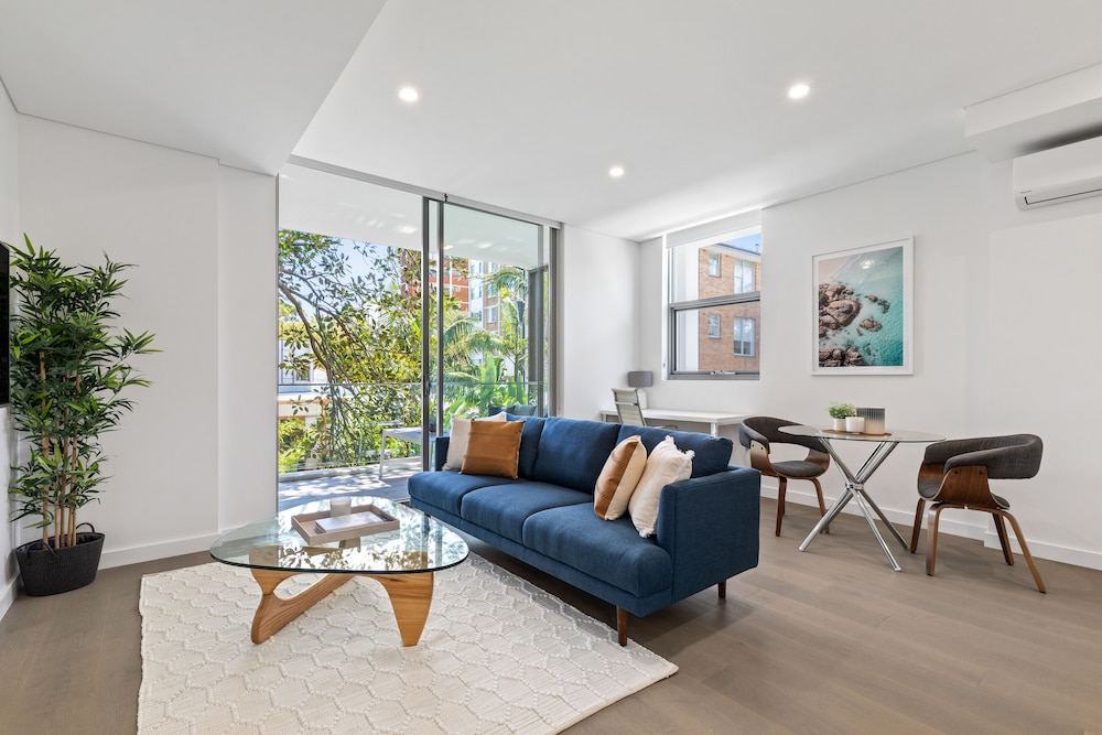 Azure Apartments Bondi by Urban Rest — 4-Star Luxury Hotel in Sydney, Australia