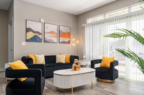 Cozy Lux Haven — 4-Star Luxury Hotel in Whitestown, United States