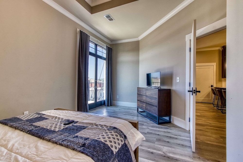 The Historic Central Hotel a New Hotel Collection Property - photo 23