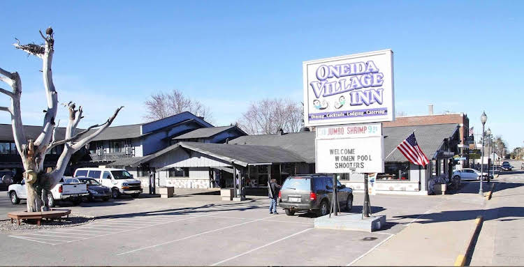 Oneida Village Inn - photo 15