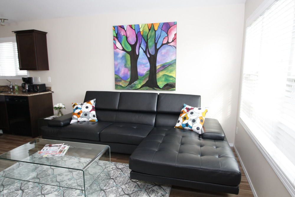 Hampton 3bd 2br near Airport in Saskatoon, Canada