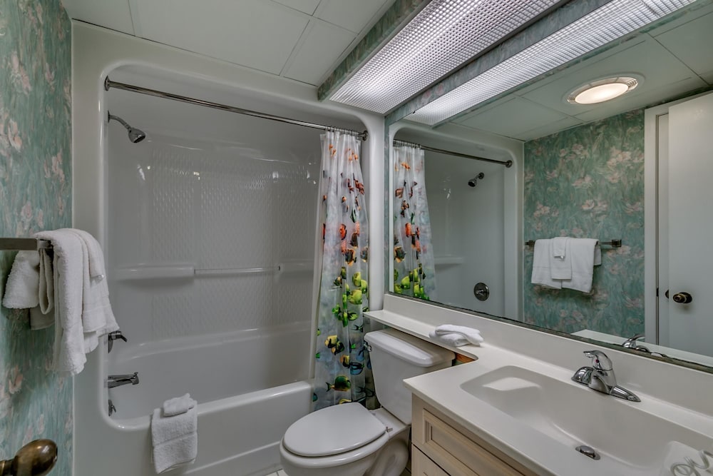 Sea Watch Resort by Condo World - photo 18