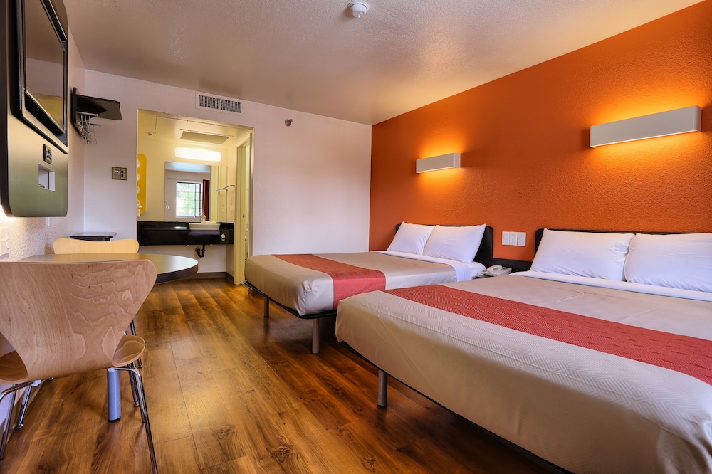 Super 8 by Wyndham Petaluma - photo 13