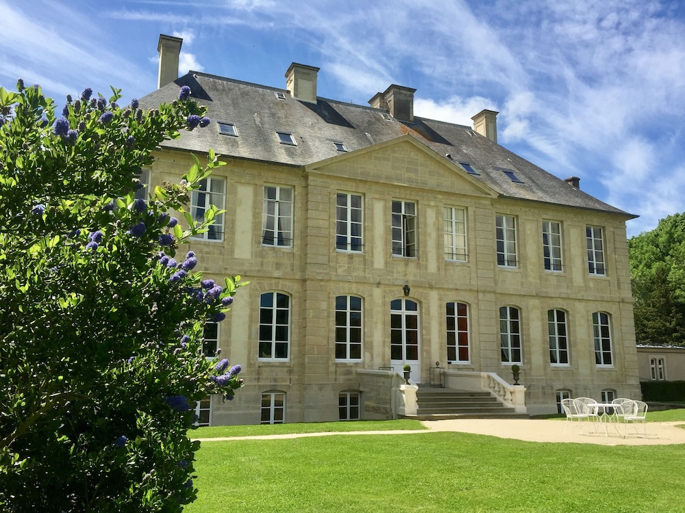 Château de la Ferrière — 4-Star Luxury Hotel in Bayeux, France