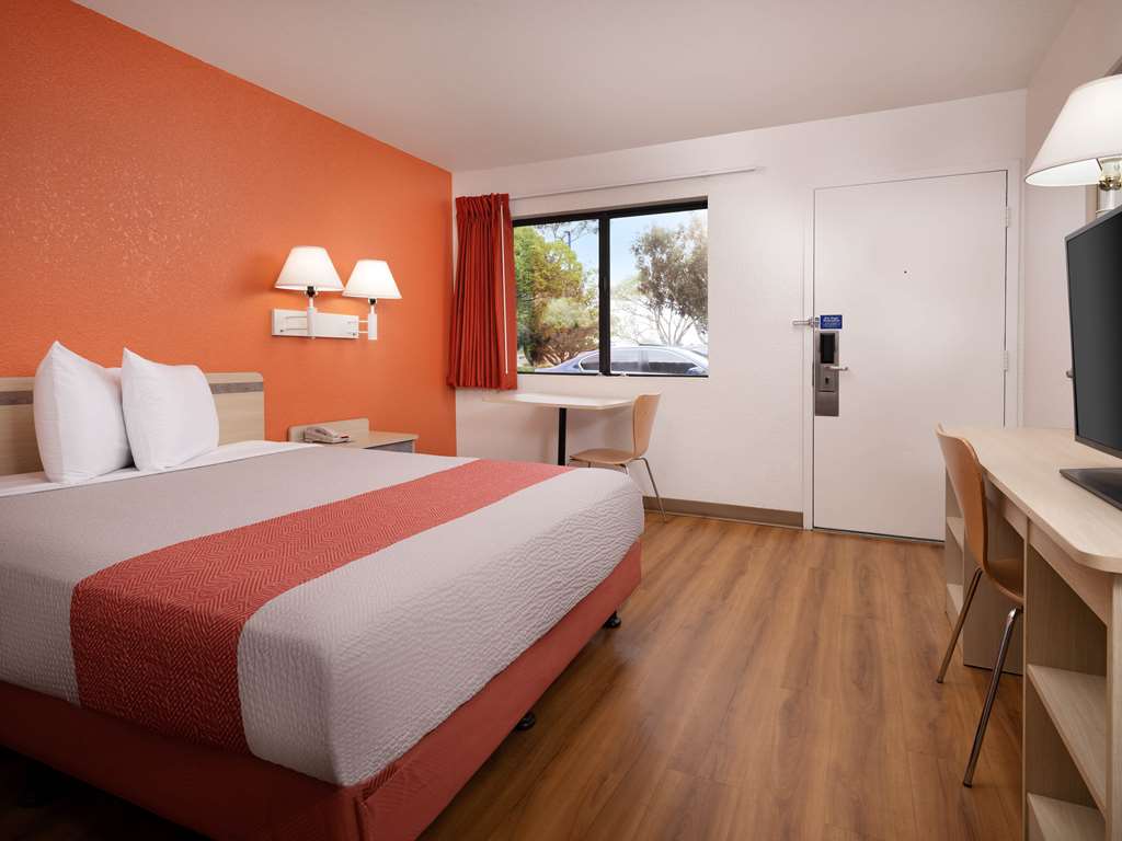 Motel 6 Santa Maria CA North - photo 11