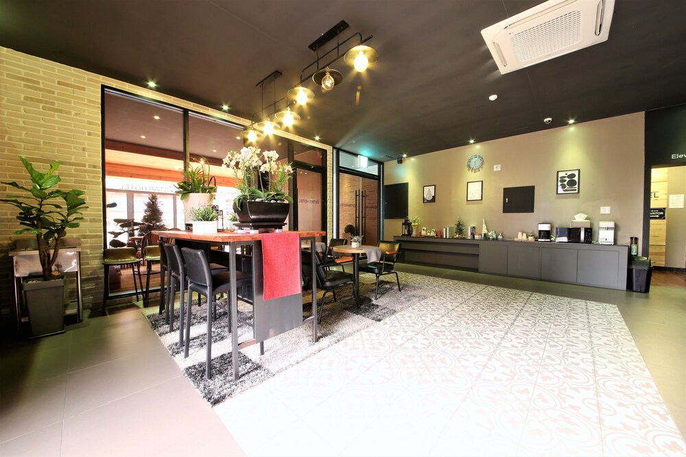 Star Hotel — Busan — photo 3