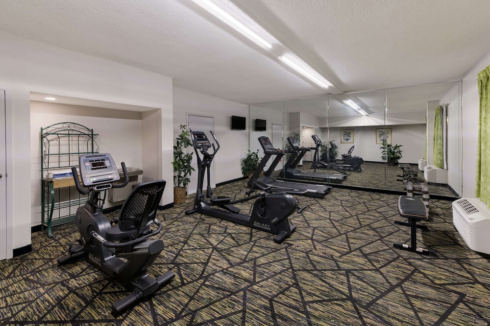 Quality Inn Orange Park Jacksonville - photo 22