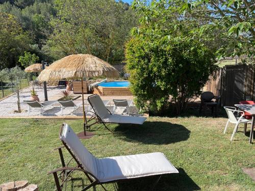 L Atelier gîte 3 étoiles avec piscine Le Jas des Oliviers — hotel in Le Castellet