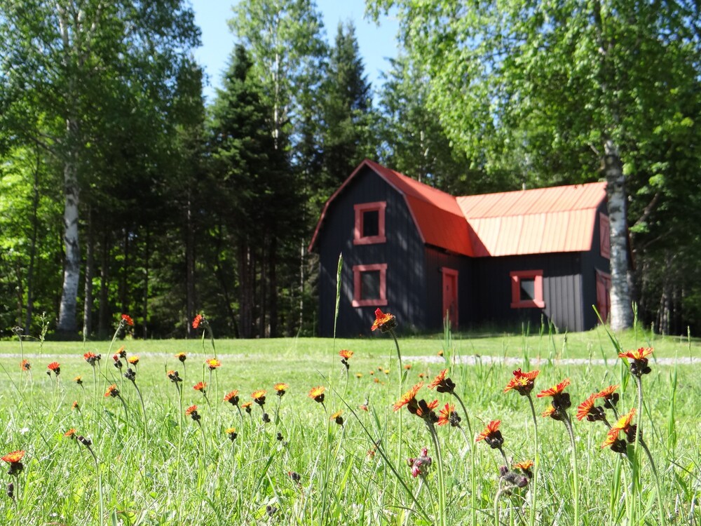 La Maison de Charl na — 4-Star Luxury Hotel in Mont-Tremblant, Canada