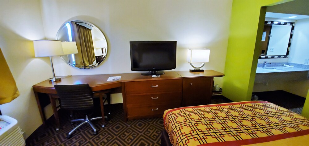 Travel Inn & Suites Sikeston Miner - photo 7