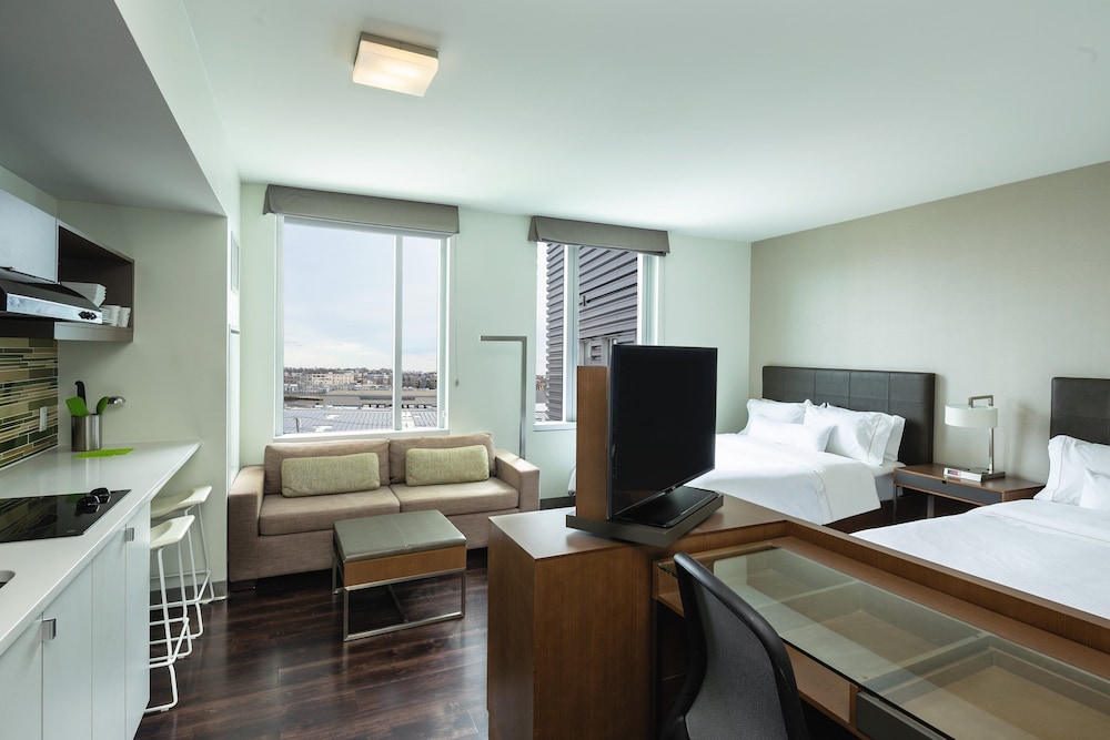 Element by Marriott Boston Seaport District - photo 8