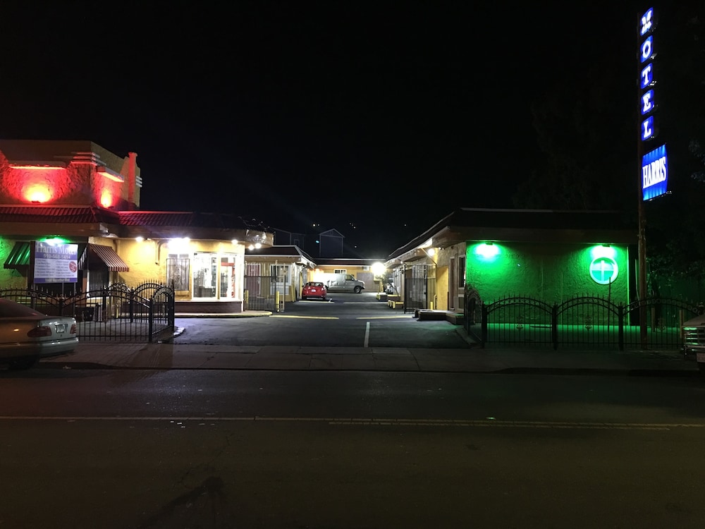 Harris Motel - photo 58