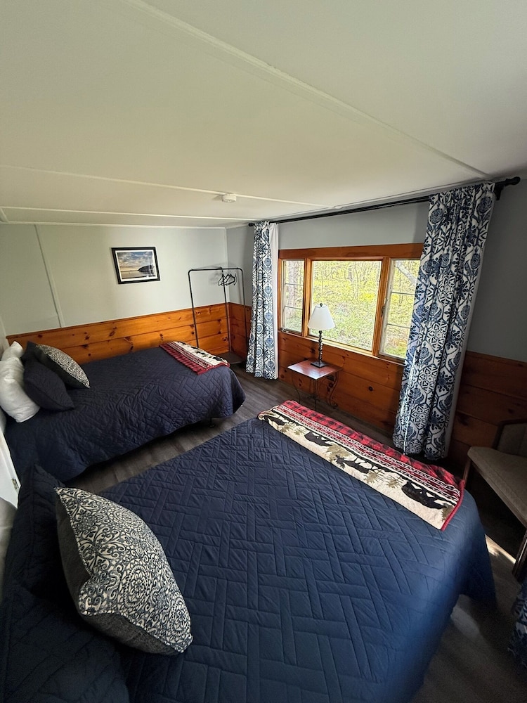 The Yardarm Motel - photo 8