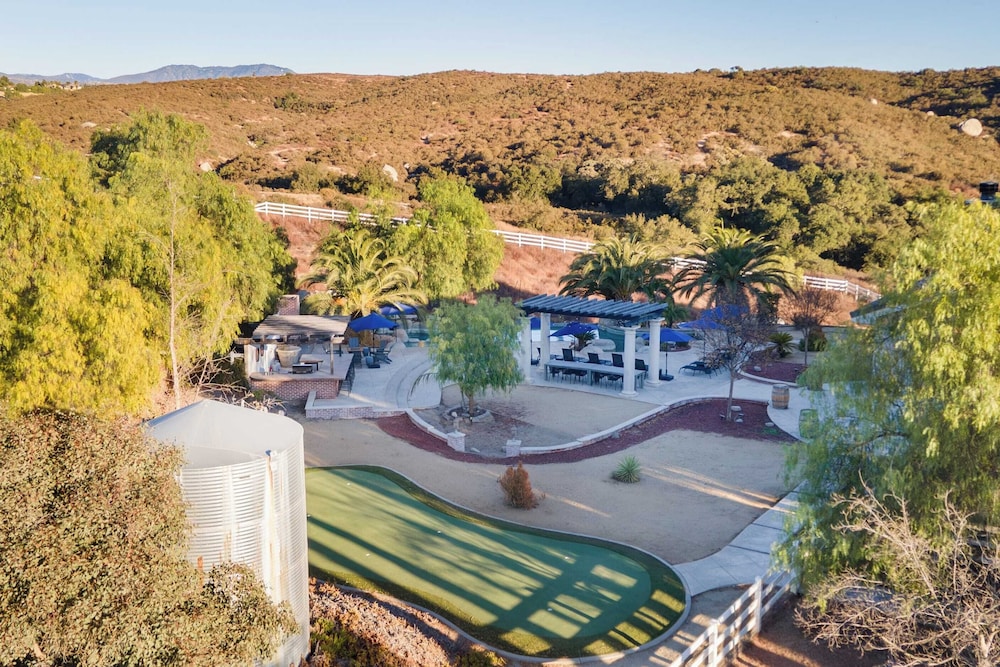 Warhol by Avantstay Expansive Estate Stunning Wine Cty Views - photo 24