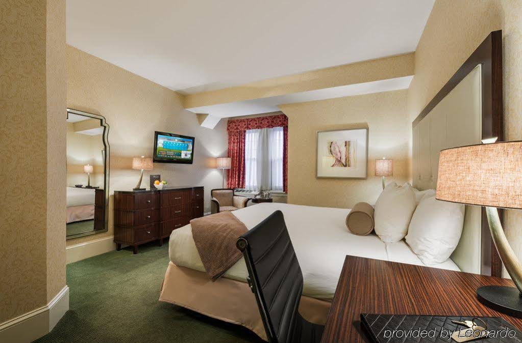 Wayne Hotel - photo 3