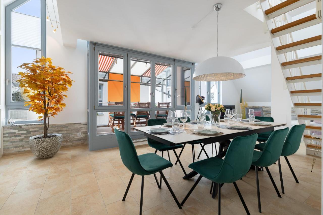 Luxury Penthouse for 8 Center Parking Therme 8 min Airport 15 min — 4-Star Luxury Hotel in Erding, Germany
