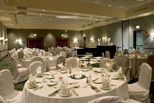 Springfield Hotel & Suites - photo 2