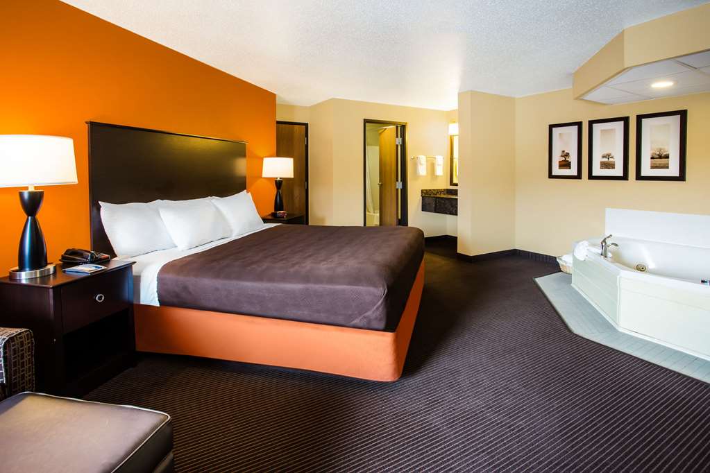 AmericInn by Wyndham Menomonie - photo 19