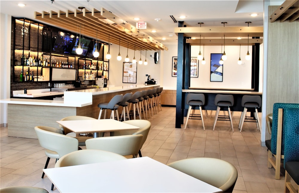 Holiday Inn Fort Worth Alliance by IHG - photo 46