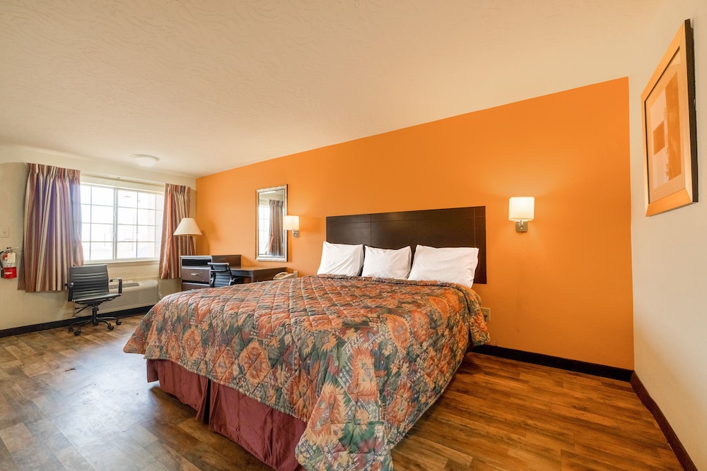 Stamford Inn - photo 18