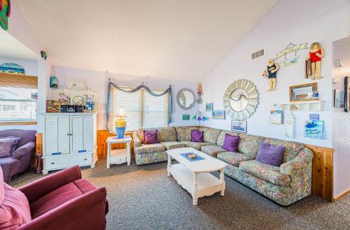 Coleman's Beach Front Inn - photo 16