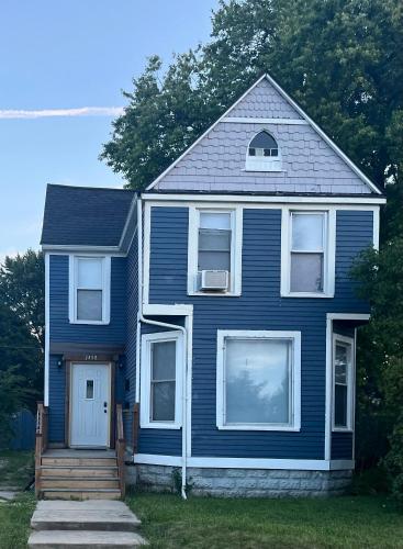 The Water Street House — 4-Star Luxury Hotel in Port Huron, United States
