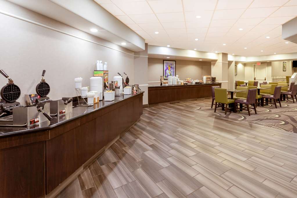 La Quinta Inn & Suites by Wyndham Minneapolis Bloomington W - photo 69