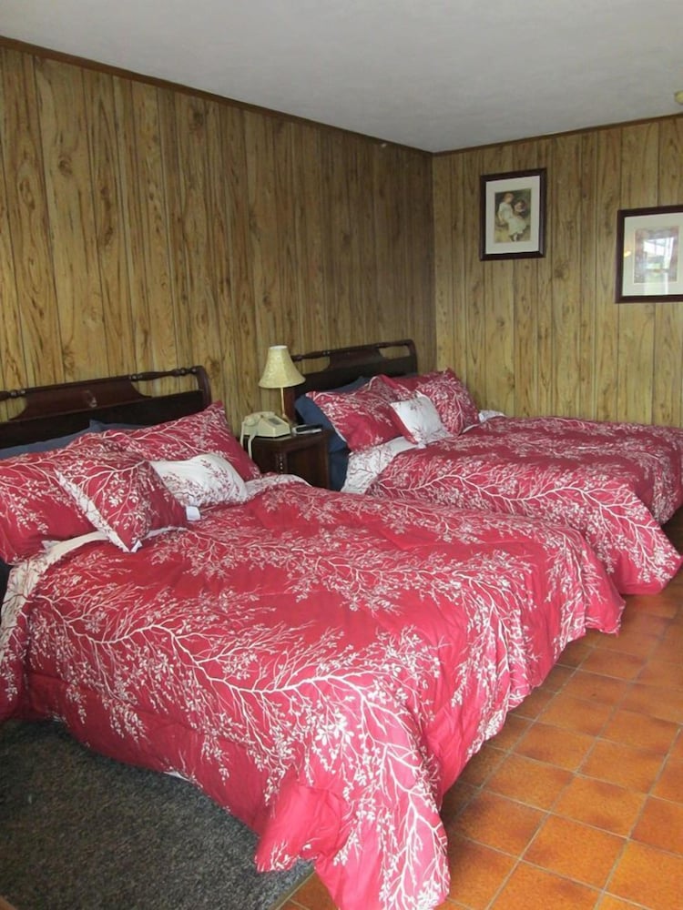 Mayflower Motel Milford - photo 7