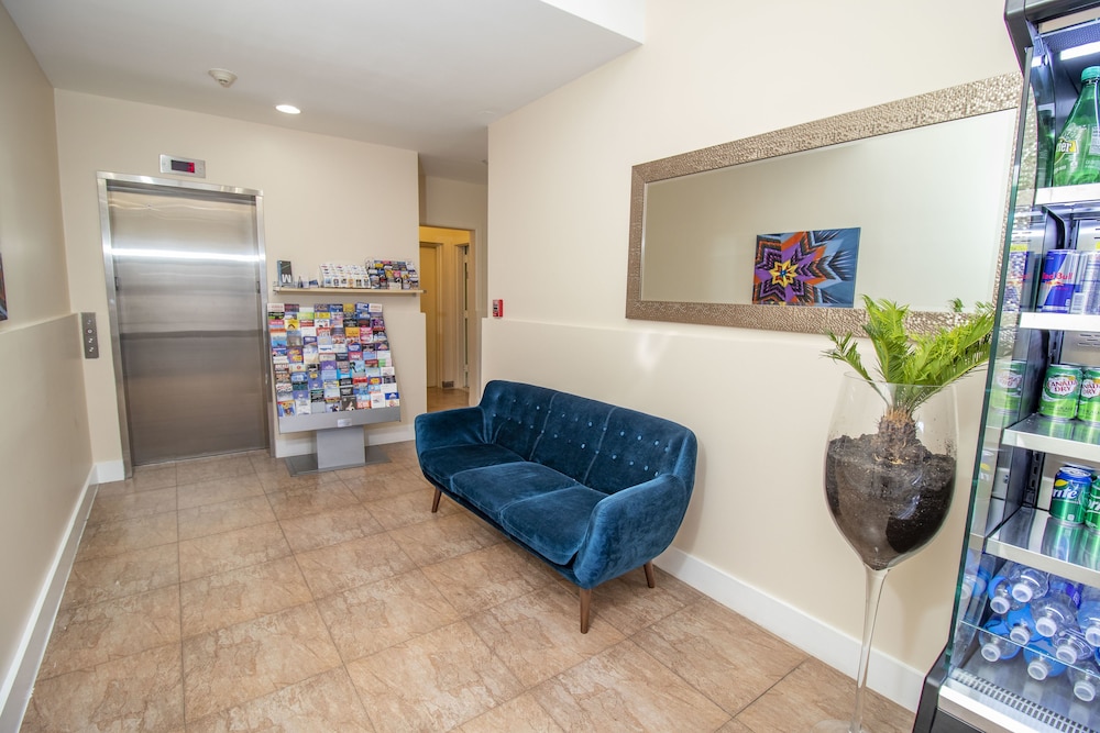 Canal Loft Hotel - photo 7