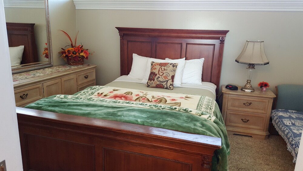 Beachwood Condos & Resort - photo 8