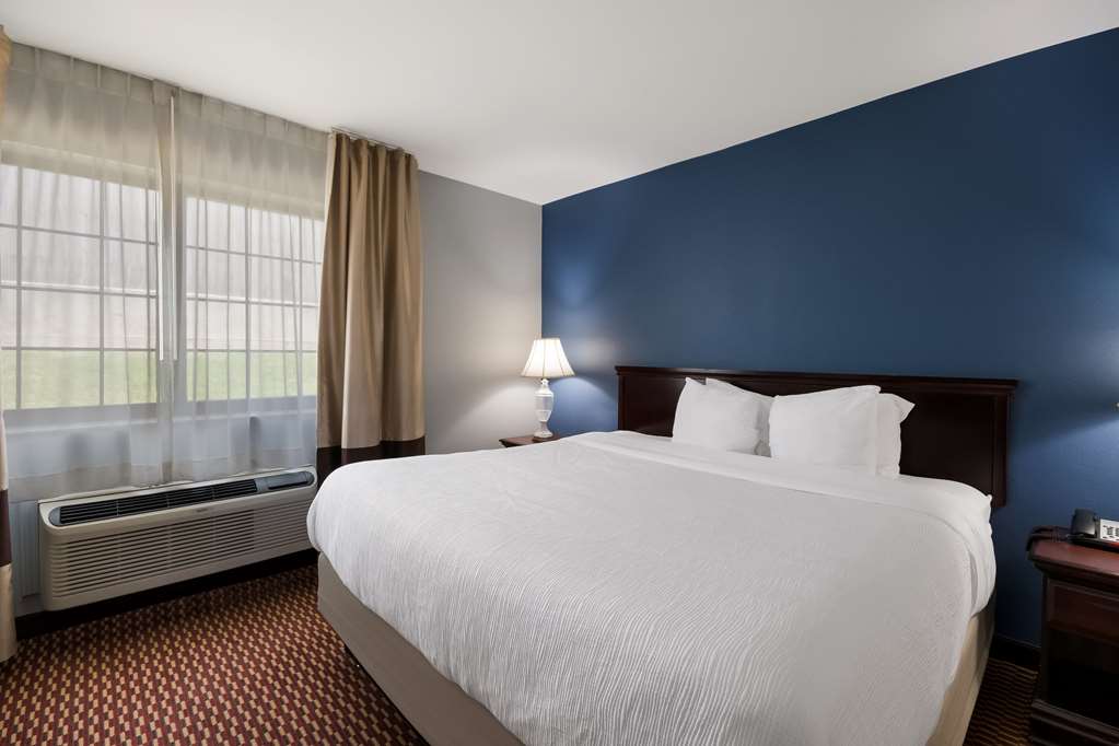 Quality Inn & Suites Oklahoma City North - photo 28