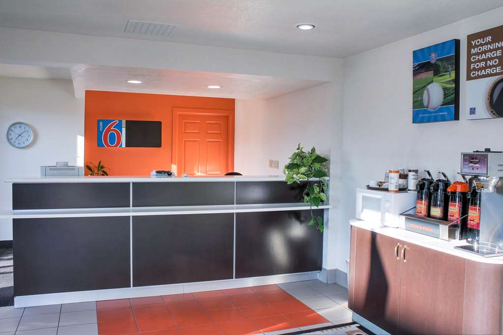 Motel 6 Bishop CA - photo 29