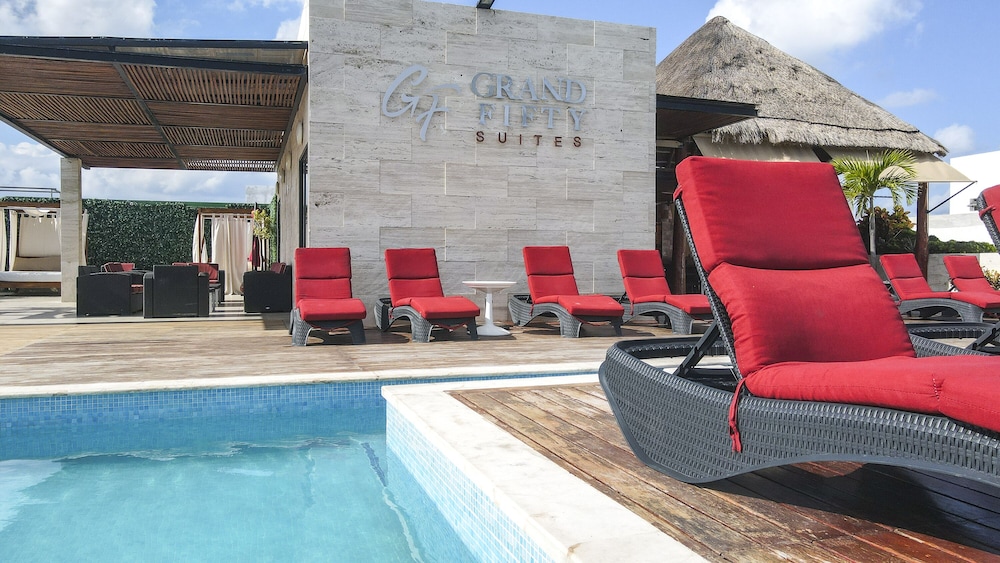 Rooftop pool