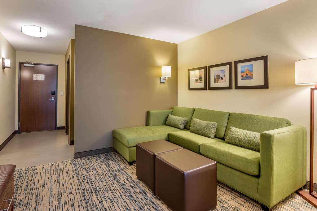 Comfort Inn & Suites West Des Moines - photo 22