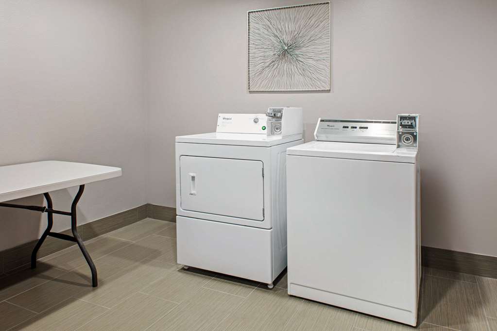 La Quinta Inn & Suites by Wyndham Sulphur Springs - photo 29