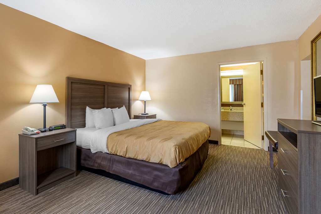 Quality Inn & Suites Hanes Mall - photo 24