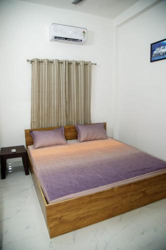 Krishna Kutir Stay — Varanasi