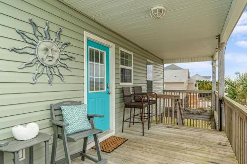 Sherrys Paradise by Oak Island Accommodations - photo 32