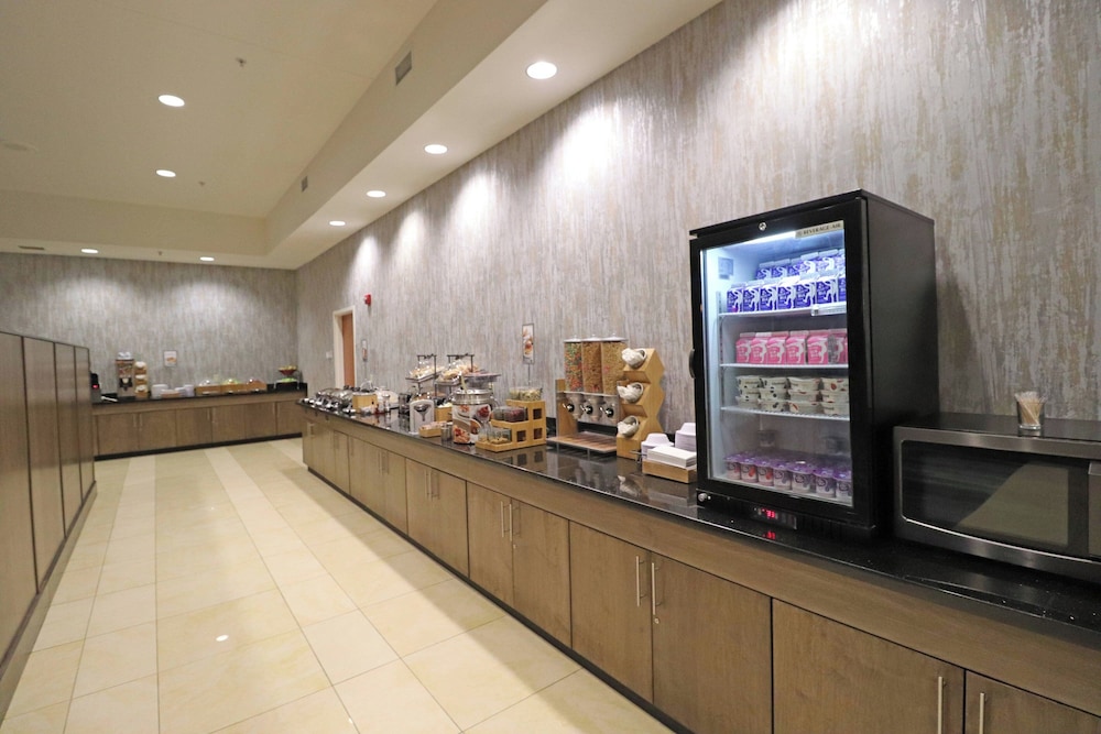 Fairfield Inn & Suites Kearney - photo 35