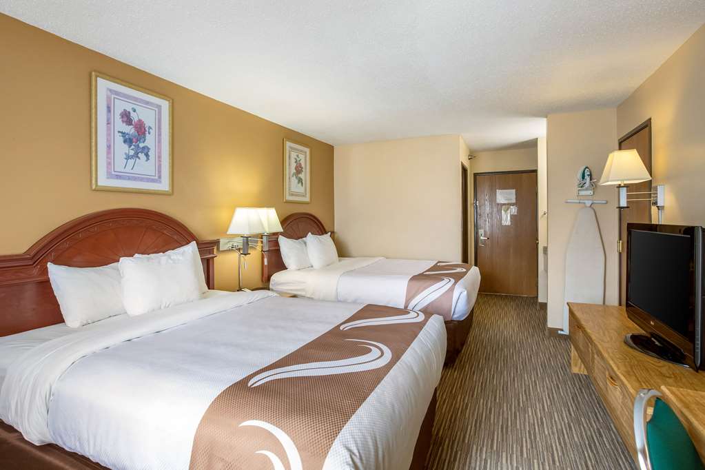 Quality Inn Storm Lake - photo 13
