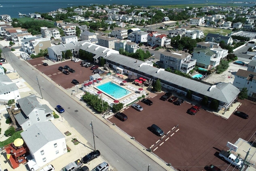 Sea Spray Motel - photo 17