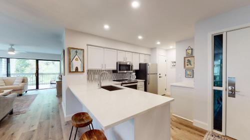 7805 Centre Court - photo 2