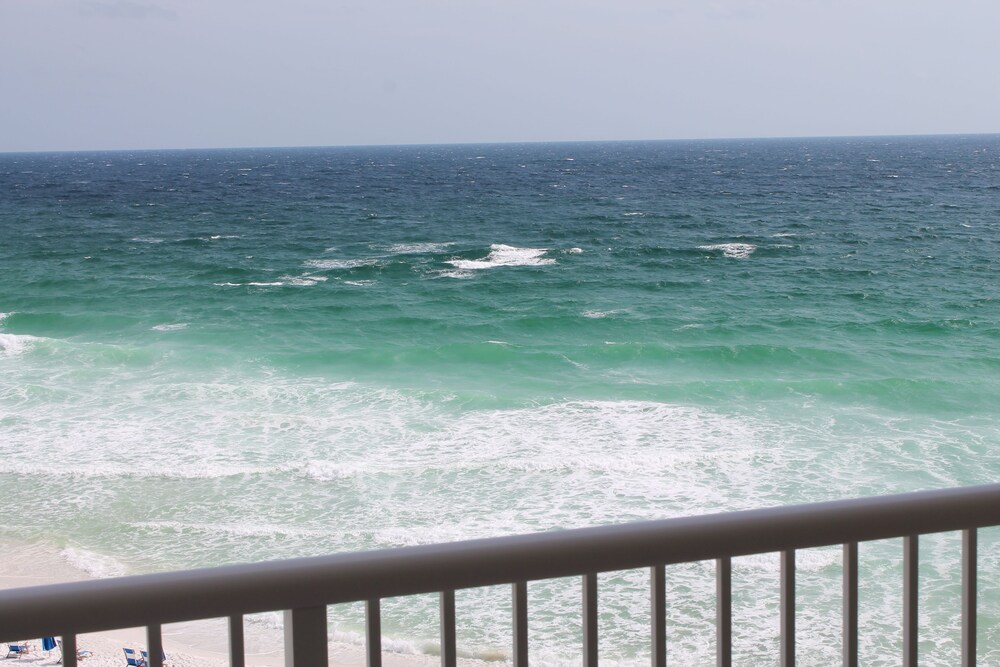 Holiday Surf and Racquet Club - photo 56