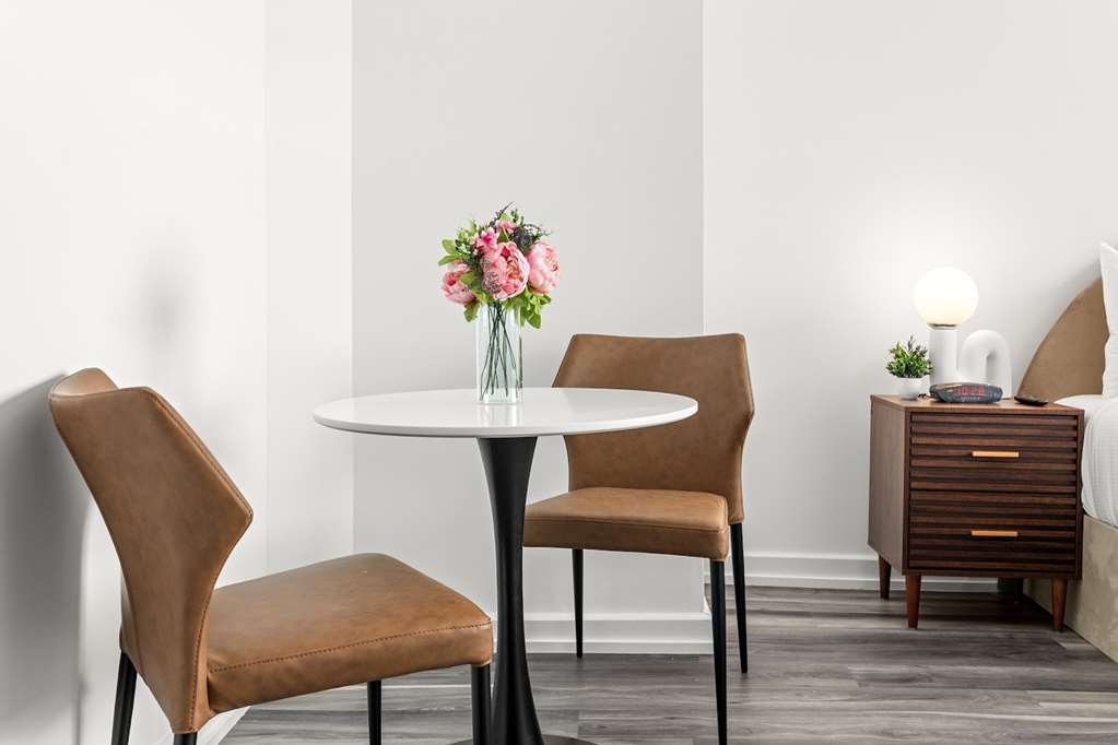 Global Luxury Suites at The Apex Miami - photo 20