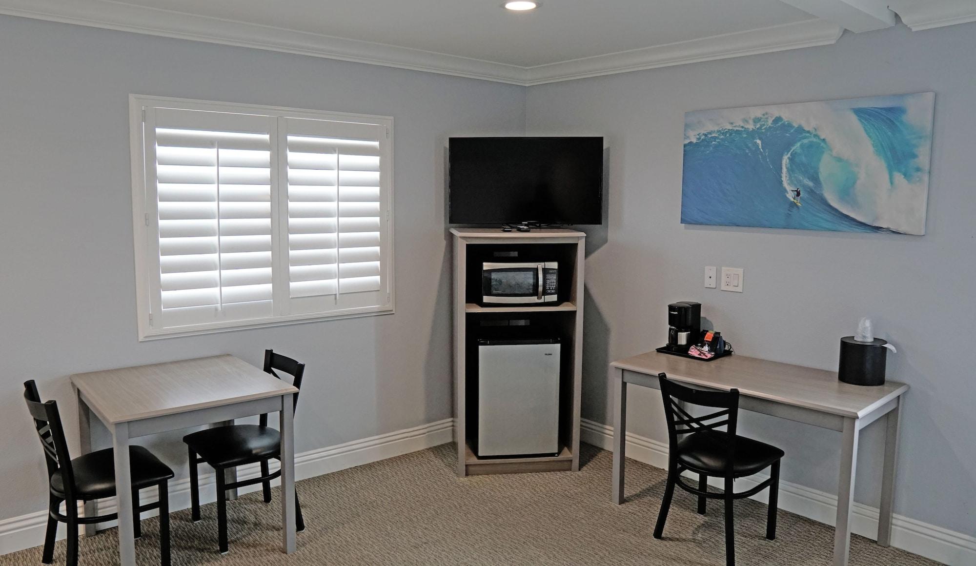 Surf City Inn Near Seal Beach Pier - photo 21