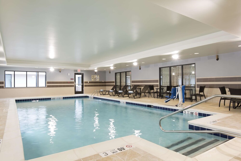 DoubleTree by Hilton Schenectady Downtown - photo 21