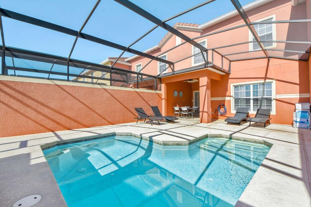 Lake View Paradise — 4-Star Luxury Hotel in Kissimmee, United States