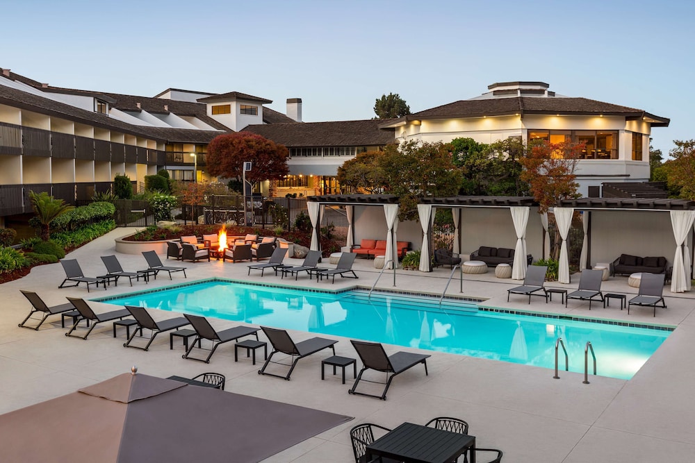 Hilton Garden Inn Monterey - photo 50